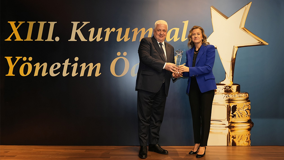 TKYD’nin “Kurumsal Yönetim Ödülü” 8’inci kez Sütaş’ın oldu TKYD’nin “Kurumsal Yönetim Ödülü” 8’inci kez Sütaş’ın oldu